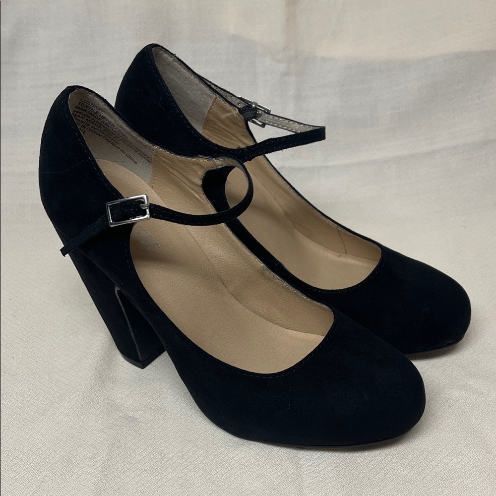 Nine West Black Suede Mary Jane Heels